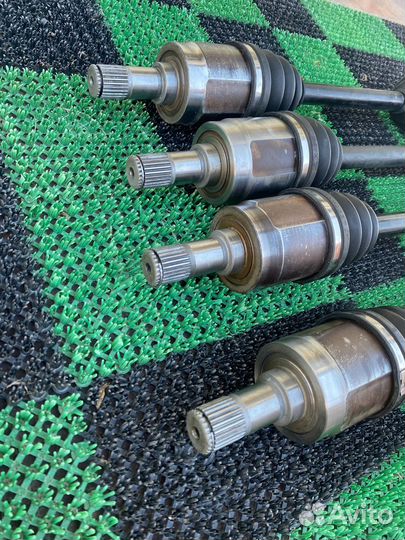 Привод передний левый honda civic 8 4d