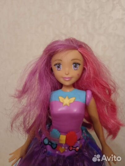 Барби на роликах