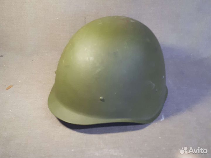 Каска армейская р-2