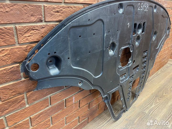 Пыльник двигателя Kia Carnival 2020+