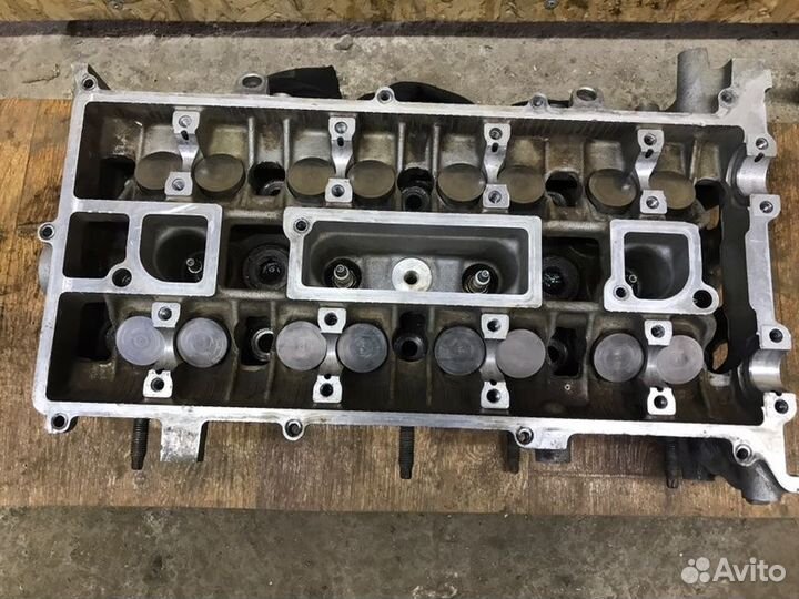 Головка блока цилиндров Ford Focus 2 седан 1.8