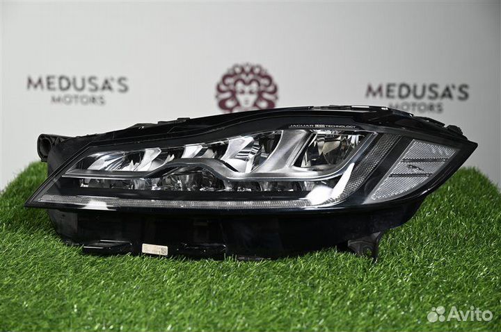 Фара левая Jaguar F-Pace JGA 2016