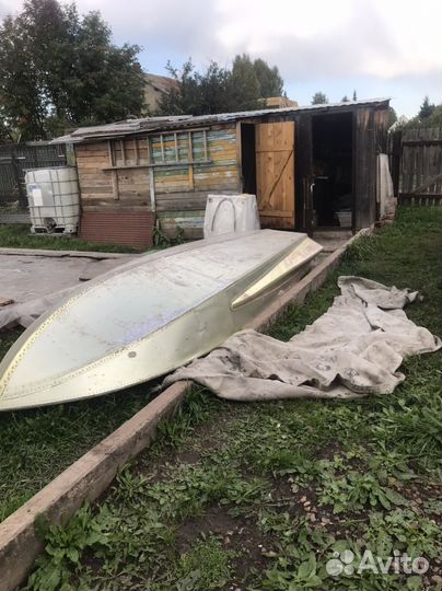 Моторная лодка обь