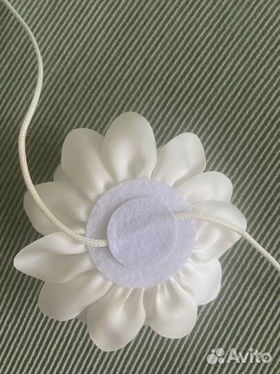 Чокер цветок