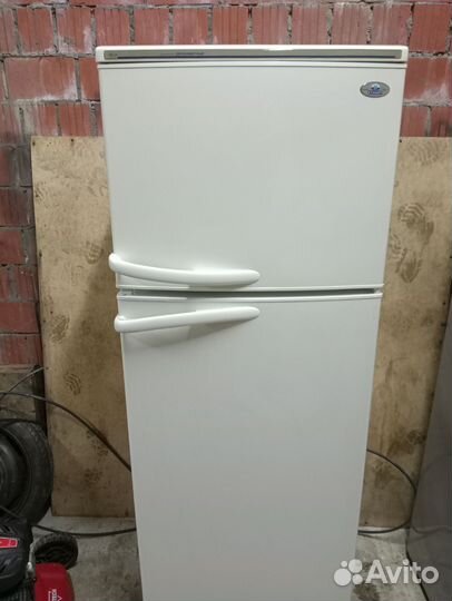 Холодильник атлант бу