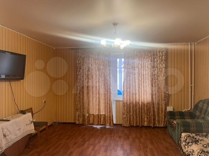 3-к. квартира, 78 м², 1/10 эт.