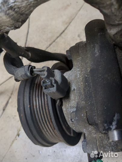 Компрессор кондиционера Lincoln Aviator, 2004