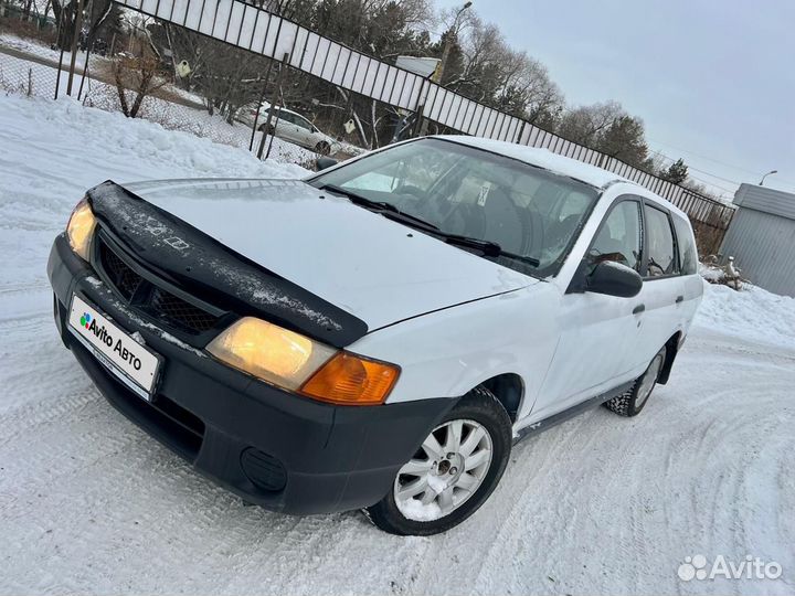 Nissan AD 1.3 AT, 2001, 250 000 км