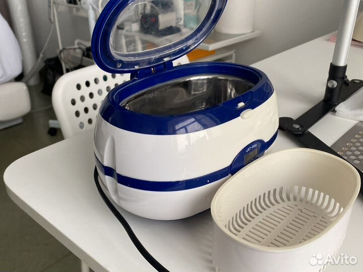 Ультразвуковая мойка для маникюрных инструментов