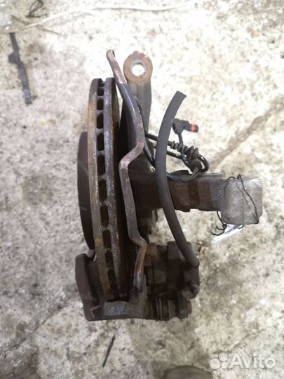 Кулак поворотный передний правый Mercedes-benz B-class T245.232