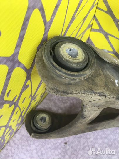 Рычаг передний левый Рено Симбол Клио Кангу