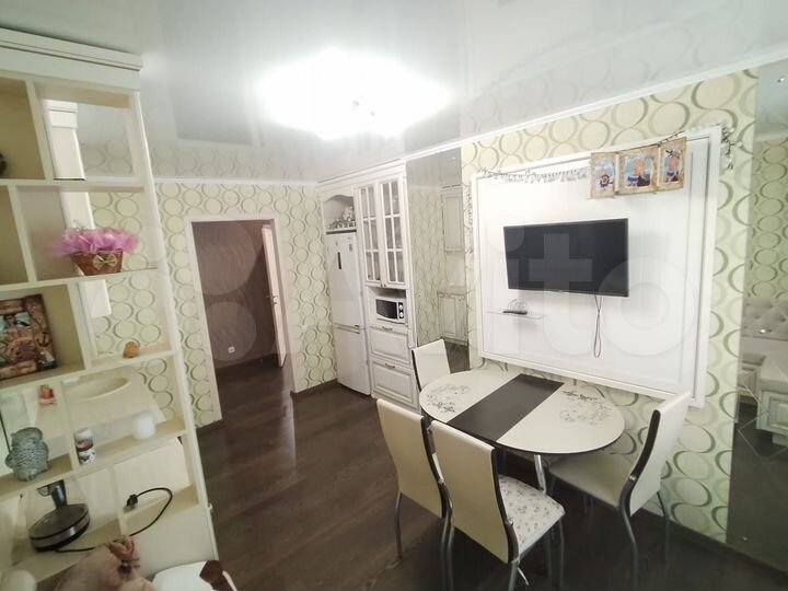 2-к. квартира, 57,3 м², 2/19 эт.