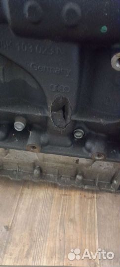 Блок цилиндров на Volkswagen Tiguan CZP