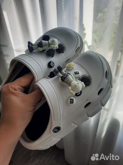 Продам crocs