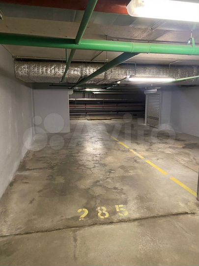 Машиноместо, 25 м²