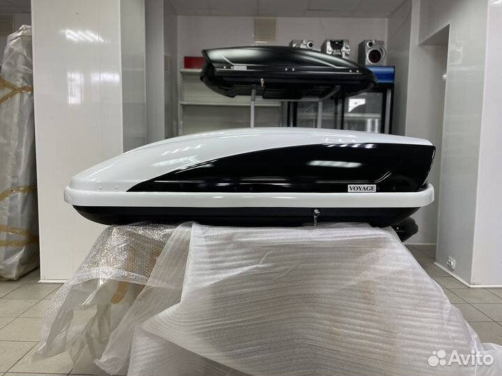 Автобокс Voyage 440л 175см цвет Белый с U глянец