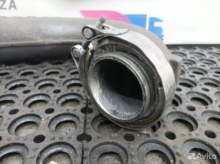 Патрубок интеркулера