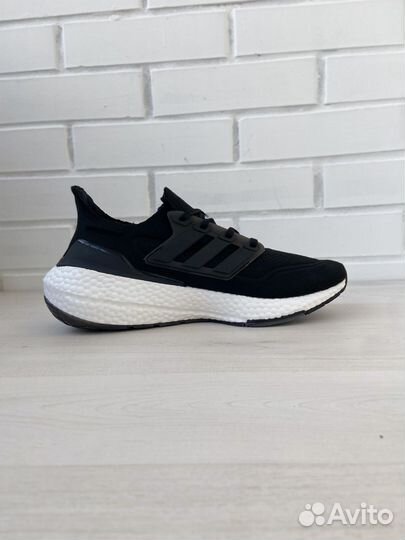 Кроссовки мужские adidas