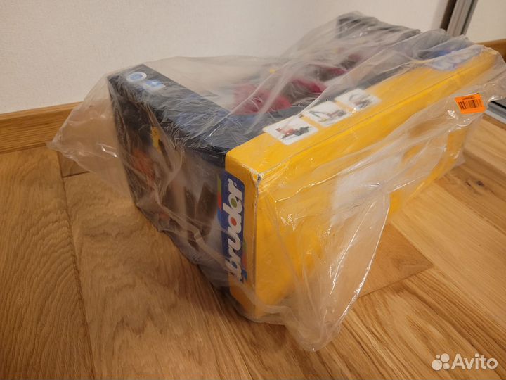 Bruder 02-252 прицеп лесовоз с манипулятором