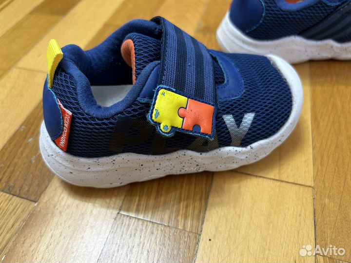 Кроссовки летние детские