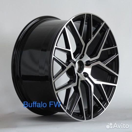 Кованные диски на Audi Q8 R20