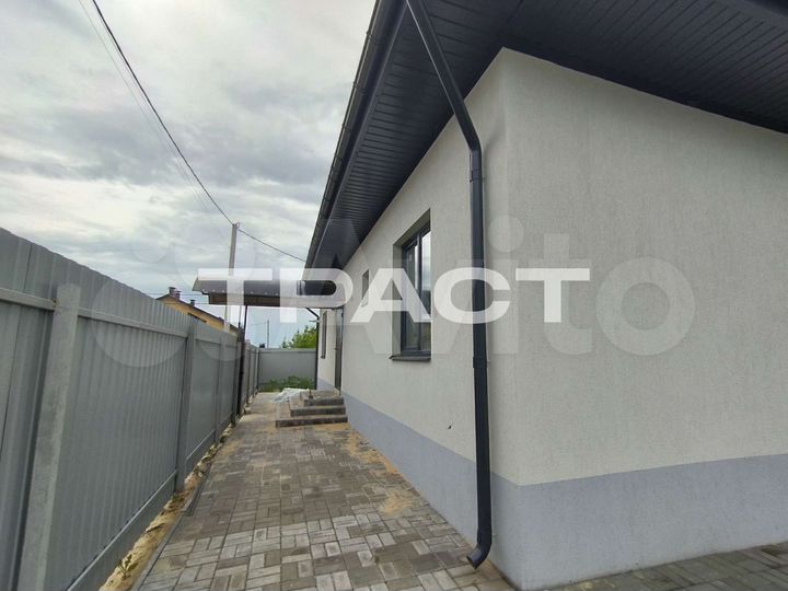 Дом 95 м² на участке 4 сот.