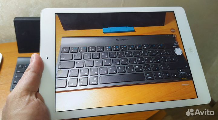 iPad Air Wi-Fi 16 Gb Идеальный + клавиатура