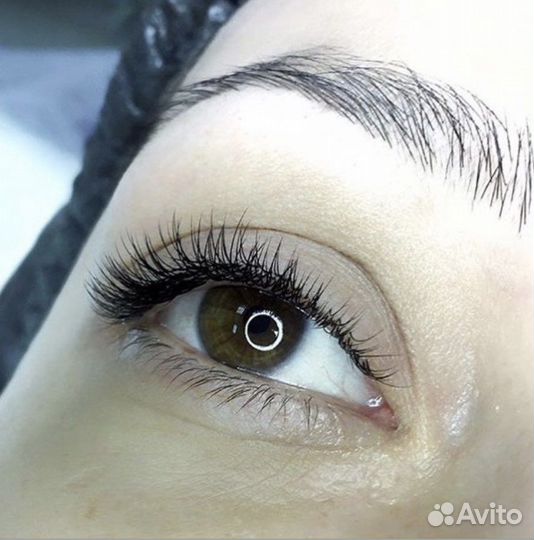 Модель на наращивание ресниц 3Д к мастеру-стажеру