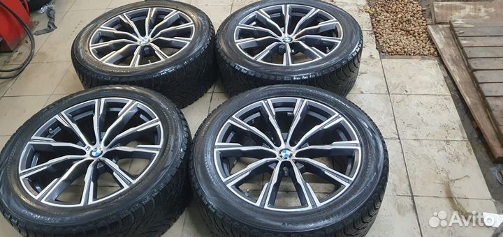 Комплект оригинал на BMW X5/6 G05/06 740М R20