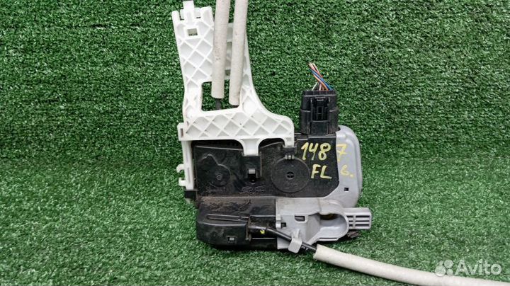 Замок двери Kia Sportage Левый Передний