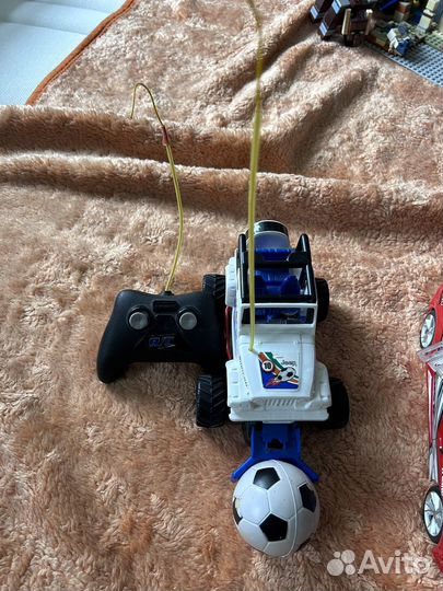 Машина на пульте управления