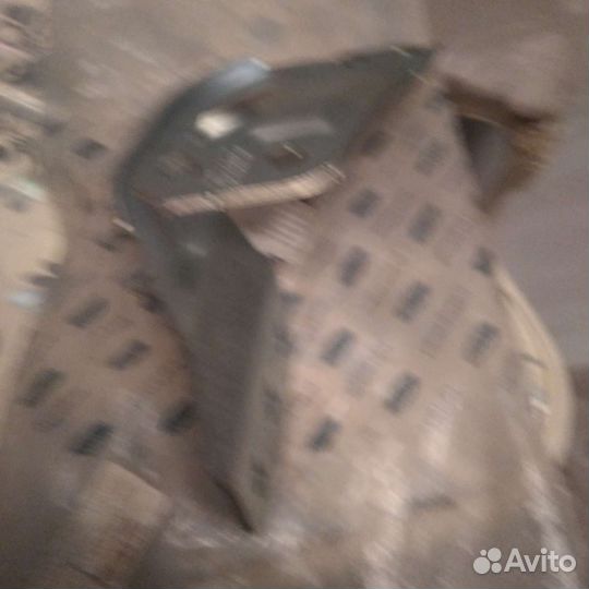 Петля капота Ford Focus 3 / Ford Kuga