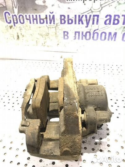 Суппорт тормозной передний правый BMW X3