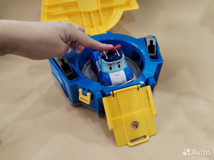 Машинки поли робокар хейли эмбер