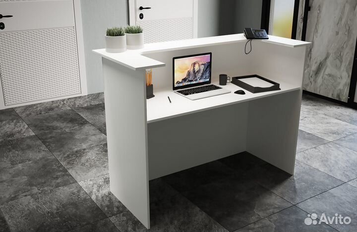 Стойка ресепшн