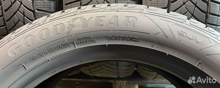 Goodyear UltraGrip Performance SUV Gen-1 255/50 R20