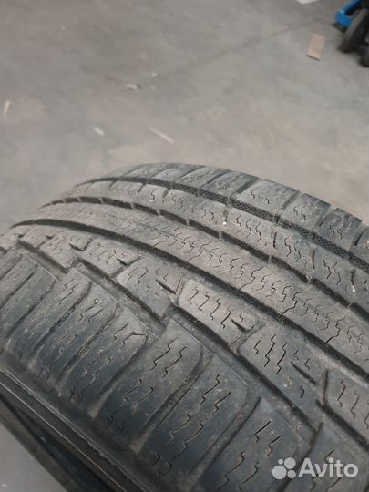Nokian Tyres Hakka Blue 215/55 R17
