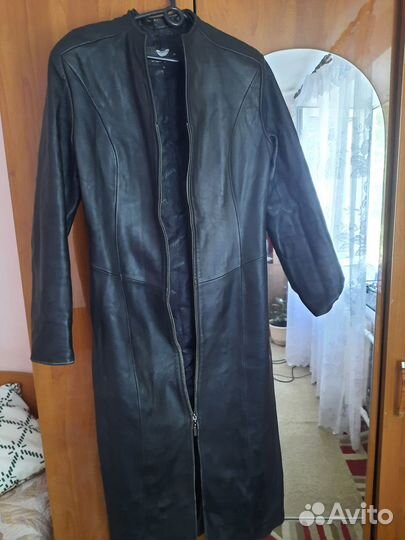Плащ кожаный