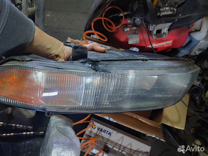 Фара mitsubishi galant 8