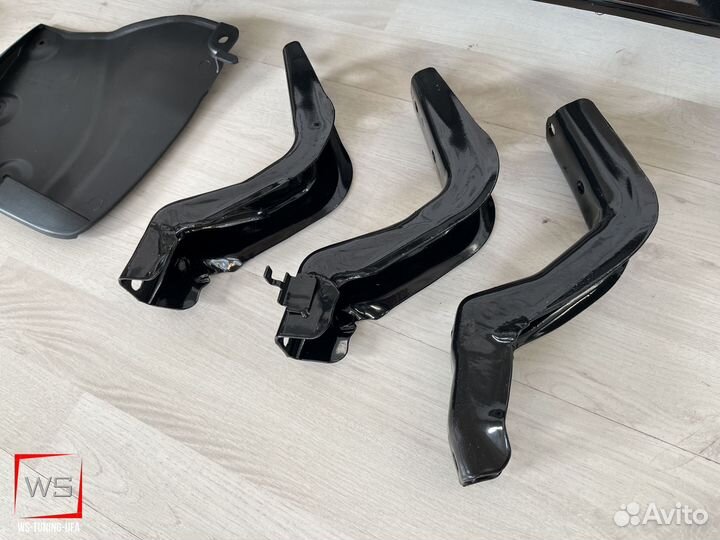 Подножки Toyota Land Cruiser 300 M798