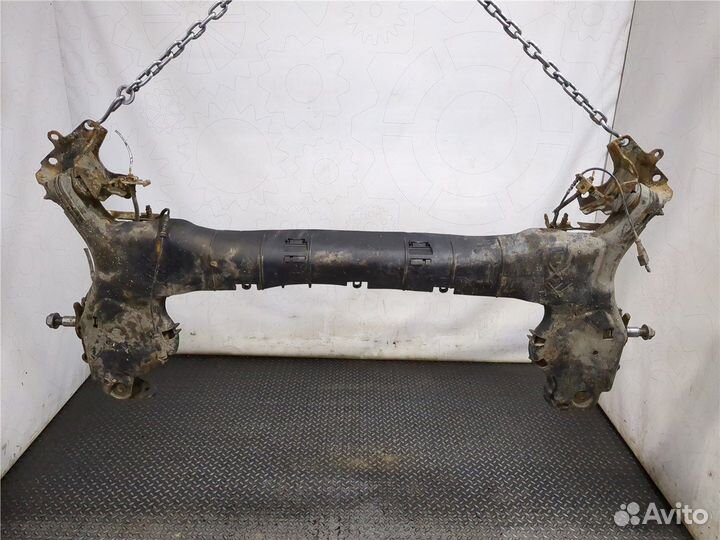 Балка подвески задняя Renault Megane 3 2009, 2010