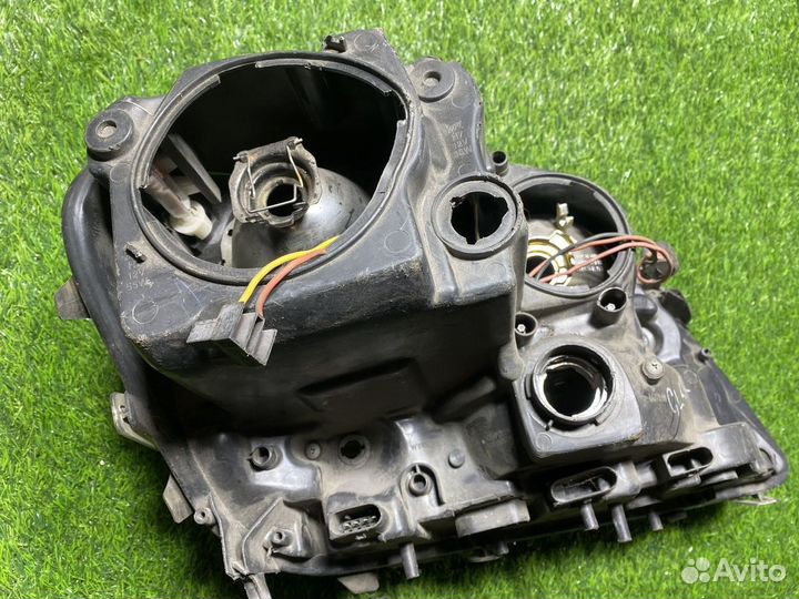 Фара левая Mercedes-Benz GL-Class X164