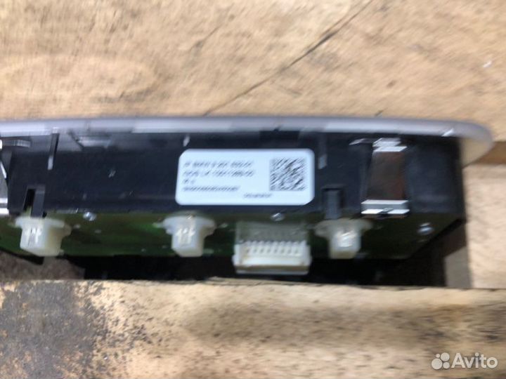 Плафон подсветки салона задний Bmw 3 E90 N52B25