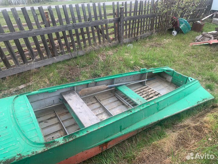 Продам лодку Казанку М