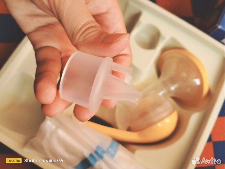 Молокоотсос ручной maman