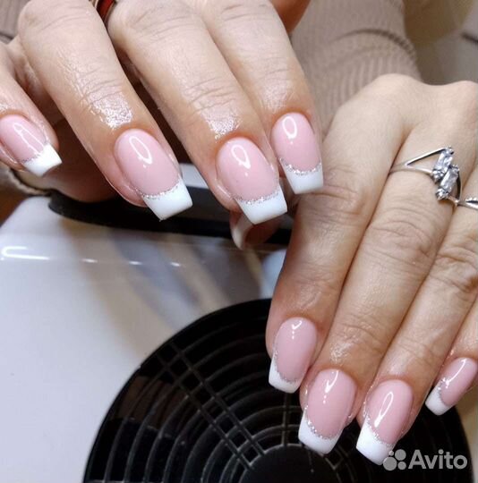 Наращивание ногтей