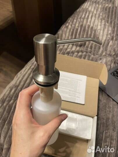 Дозатор для жидкого мыла