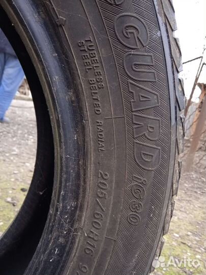 Yokohama Ice Guard IG30 205/60 R16