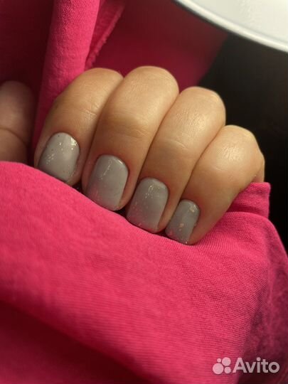 Маникюр, педикюр гель лак