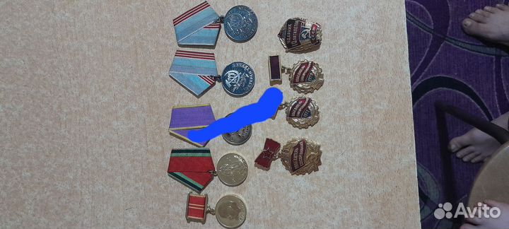 Значки медали